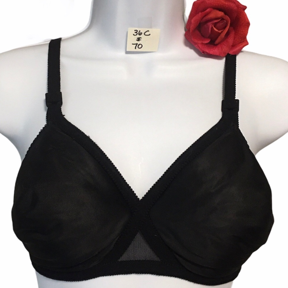 BRA BLACK 36 C LOVABLE NWOT